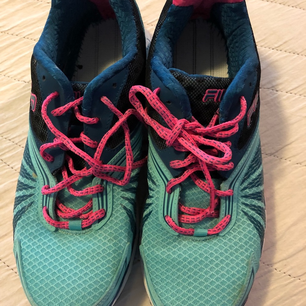 Ladies Fila sneakers